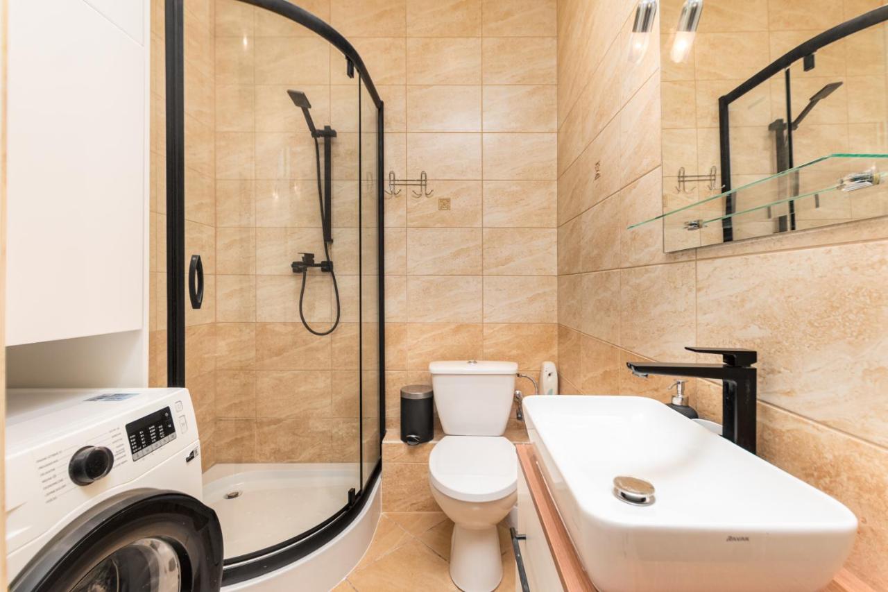 Marszalkowska 16A By Homeprime Warsaw Ngoại thất bức ảnh